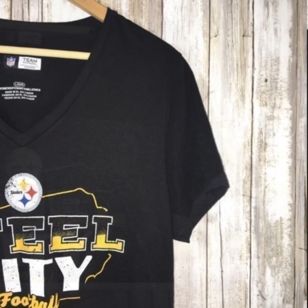 NFL Pittsburgh Steelers Steel City Black Tee Women’s Large - Picture 3 of 4